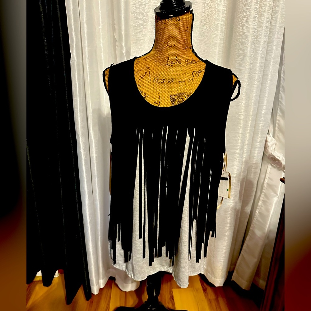 Black Fringe Sleeveless Top L